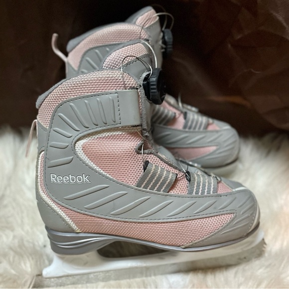 REEBOK Pink & Grey Twist to Tie Figure Skates Size 6 US Women’s / 4.5 Youth - Picture 2 of 5